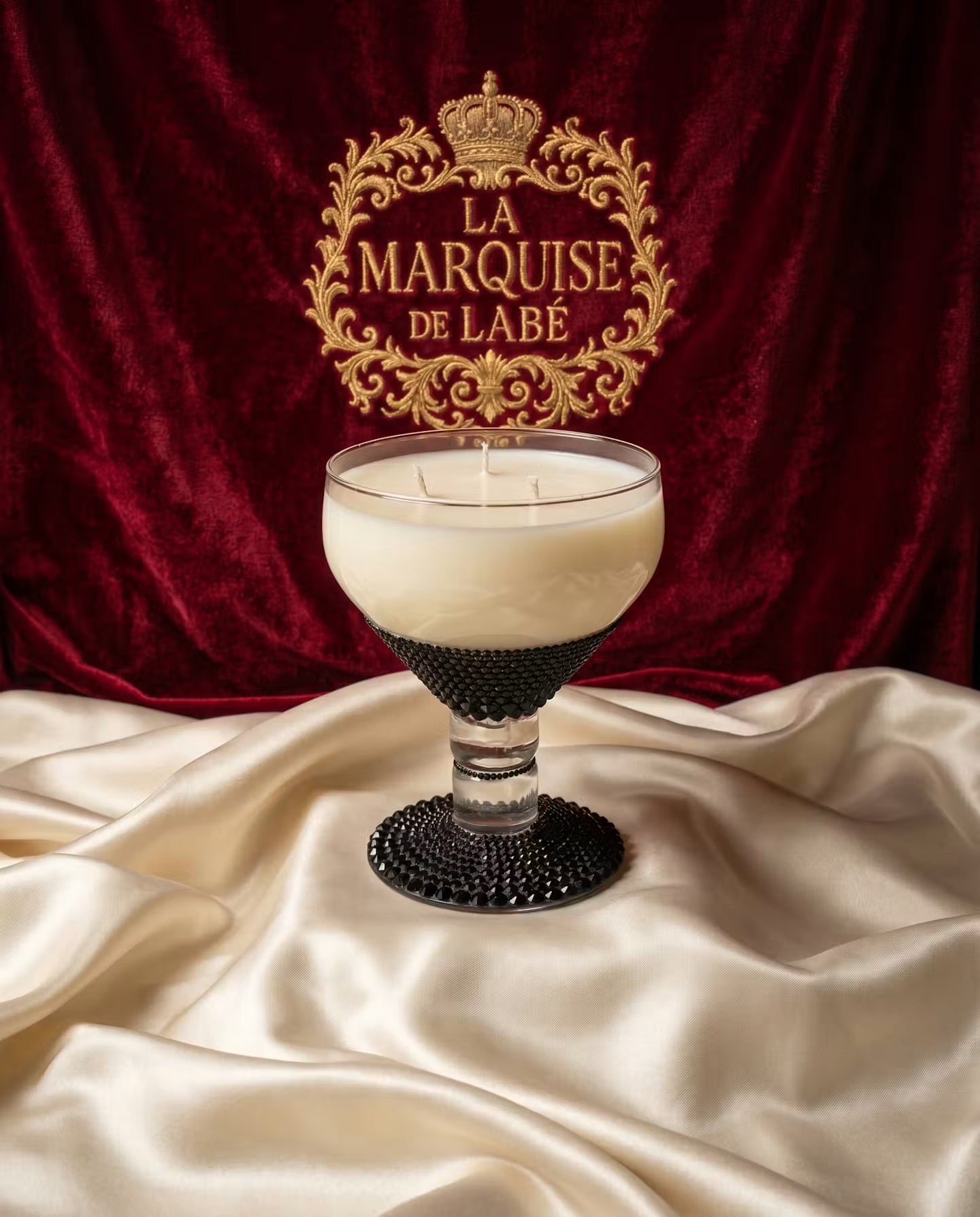 Luxury scented candle – Désir de Marquise